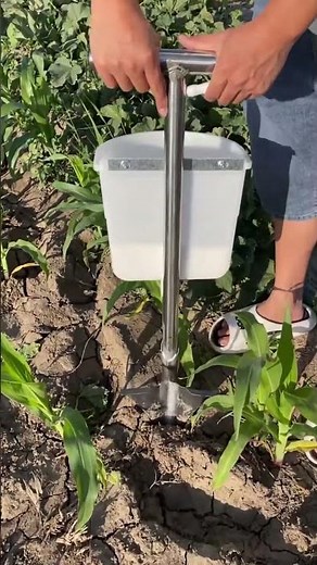 THE FASTEST WAY to APPLY Fertilizer 🌱 NO STRESS, JUST RESULTS