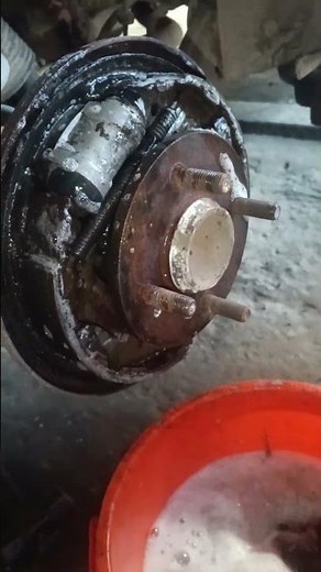 brake shoe clean and wheel cylinder change