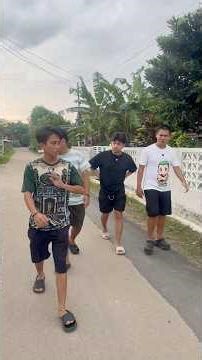 Didaerah klian kalau main kelereng kena bnda mati tu bisa jauh sm diam juga ga #shorts #lucu #kocak