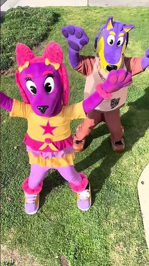 Get ready to workout 💪 with Yap Yap and Bow Wizzle #Doggyland #Strong