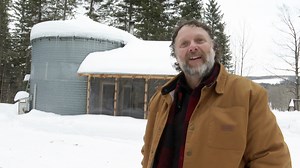 Inspired by lockdown boredom, Steven Lord turned an old grain silo into a cosy cabin in the New Brunswick woods, Read more: www.cbc.ca/1.6750786 | Follow us: www.cbc.ca/nb