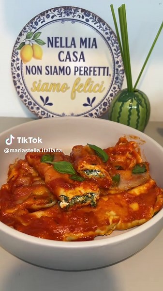 Cannelloni mit ricotta und Spinat 😋die haben wir heute im Live zusammen gekocht 🩷#canneloni #live #kochen #rezept #fyp