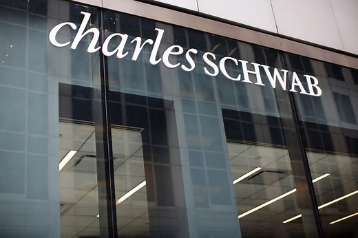 5 Top Charles Schwab Mutual Funds To Invest In: December 2025 Edition