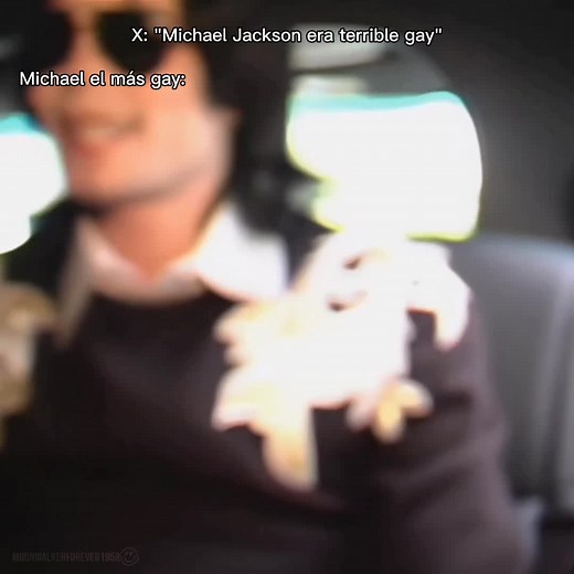 Michael tiene de gay lo que yo tengo de hetero vv #michaeljackson #kingofpop #mjinnocent #Viral #viralvideo #viraltiktok #foryou #foryoupage #fypシ゚viral #fyp #fypシ #mj #mjfan #tiktokponmeenfyp #tiktokponmeenparati #trending #trend #random #greenscreen