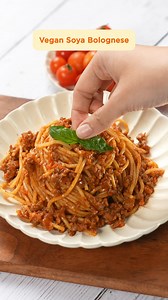 Let the aroma of freshness and delectable flavours fill your kitchen with this savory Soya Bolognese, made extra special with our Red Sauce. Simple, quick, and oh-so-satisfying! 🍝💫 Ingredients: 🥣 500 ml Water 🍝 50g Spaghetti Pasta 🛢️ 1 tbsp Oil 🧄 3 Garlic Cloves (Chopped) 🥕 1 Small Carrot (Chopped) 😋 50g Soya Granules (Soaked in water for 10 minutes) ⚫ Black Pepper Powder 🤤 75g (5 tbsp) Dr. Oetker FunFoods Pasta & Pizza Red Sauce 🌿 Basil Leaf (For Garnish) 🧂 Salt Directions: - In a pa