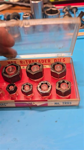 MAC Hex ReTHREADER DIES TR8S 👍🍻