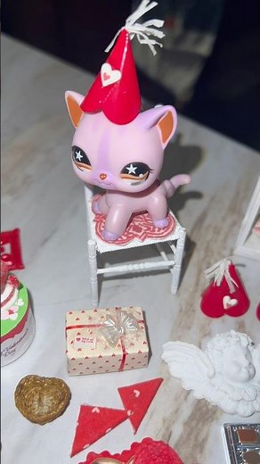 LPS Valentine’s Day Package!! 💌 #lps #littlestpetshop #miniature #miniatures #nostalgic #nostalgia