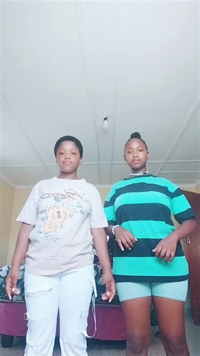 Nosie (@nosie_sonamzi)’s videos with Hotspot (feat. Sickoo, Rockess, DJ Sicky & Ndodana) - Combo M & Mrnationthingz & Cuba Beats