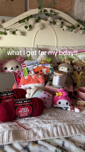 havent posed in MONTHS but so grateful for everything and for all my friends😊 😊 very late post tho my bday was 3 weeks ago so… but ISNT THAT JUMBO RILAKUMMA INSANE #birthdayhaul #birthdaygift #digitaldiaries #videodiary #digitaldiary #vlog #rilakkuma #korillakuma #rilakkumaplush #sanrio