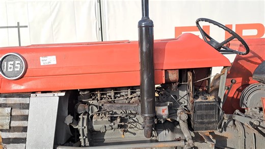 Massey Ferguson 165