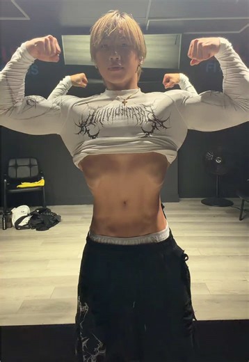 Love the white comp, @Breathedivinity drop ends tn code SEAN, thx for the support this time around 🫶