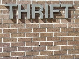 Spark Thrift Server with Cassandra Example. A How-to love story.