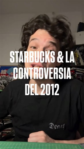Ociin > Nicolas Ortega-Gonzalez on Instagram: "Hablemos de copy ☕️ El caso Starbucks y los vasos nacionales muestra cómo una mala redacción puede transformar una explicación logística en una crisis de comunicación. #copywriting #comunicacion #branding #diseño"