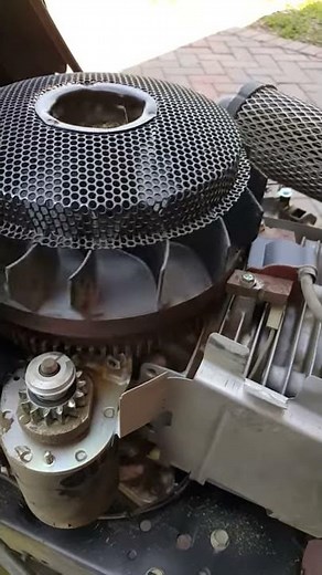 Troubleshooting Craftsman LT2000 Briggs & Stratton Knocking Noise