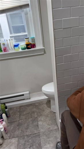 New tenant move in and we have a quick punch list to knock out today.. •• •• #pov #fyp #explorepage #phillymaintenanceman #phillygeneralcontractor