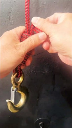 샤클 돌려감기 Rolling Hitch, Traditional Knots