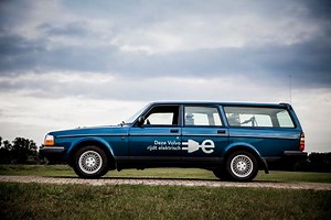 Electric Car Conversion: Classic Volvo 240 GL Wagon Goes Fully EV
