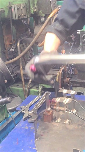 スポット溶接紹介 類似品 打点数違い 区別 治具 製品保管状態 医療器具や建設機器、各種パイプ加工の石川工業 群馬県 太田市 1本から対応可能な会社です。＃ステンレス＃手摺＃パイプ曲げ＃東京都＃日野市