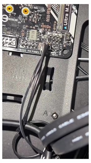 Once, i get…twice…huh #ifixit #repair #fblifestyle #computer #gross | TechSupport