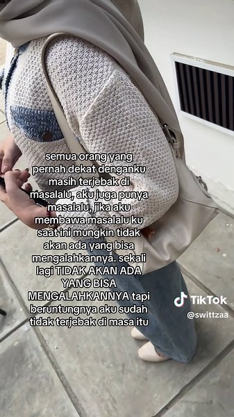 Masa Lalu: Ketidakberdayaan dan Kekuatan Kenangan