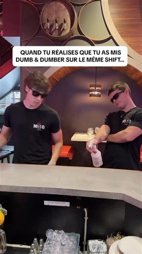 1.1K views · 125 reactions | Quand Dumb & Dumber travaillent ensemble… #dumbanddumber #travail #restaurant #qc #lesmaltcommodes | Les Maltcommodes | Facebook