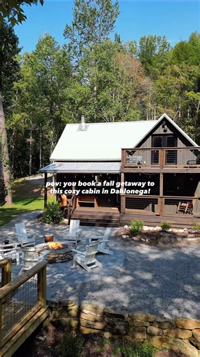 Cozy nights. Crackling fires. River views. Your perfect fall getaway awaits at Riverstone Cottage! 🍂🛶🔥 ✨ Riverfront views fishing ✨ Fire pit ✨ Private gated property (15 acres) ✨ Hiking trails hidden waterfall ✨ Close to wineries ✨ Pet-friendly | Discover Dahlonega, Georgia
