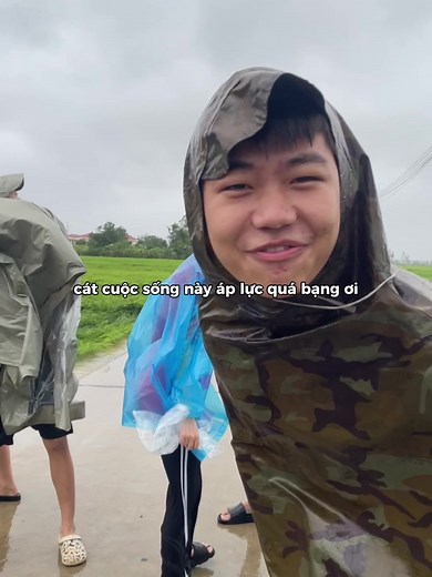Chống Bão và Cuộc Sống Áp Lực