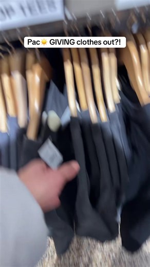 PacSun crop Tee for $10 as a steel #tiktokshop #pacsun #croptee | PacSun