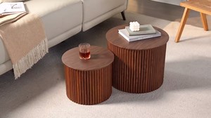 Small Fluted Round Nesting Coffee Table Set of 2, Mid Century Modern Coffee Table Circle Side Table, Wood Nesting Table Farmhouse End Tables Set for Living Room, Bedroom, Small Spaces(Walnut