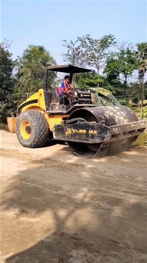 road roller viral video,,#tractor #jcbbaba #automobile #india #kannada #viral #shorts #bihar #train