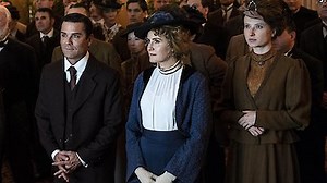 Watch Murdoch Mysteries Season 13 Episode 11 - Staring Blindly into the Future