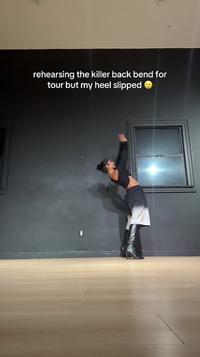Rhea Raj's Heel Twitch While Rehearsing Back Bend
