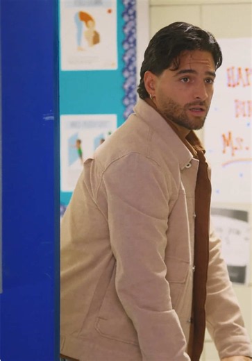Mr. @Juan Luis is here to learn! New episode out tonight. #celebritysubstitute #maluma
