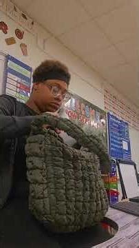 Come to work with me as a Kindergarten Instructional Assistant #fy #ditlofamom #kindergarten #fyp