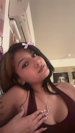 i wanna be called alluring, appealing, exquisite, gorgeous, magnificent, pulchritudinous, stunning, ravishing, angelic, becoming, bewitching, dazzling, glorious, prepossessing, pretty, sightly, delightful, divine, elegant, enticing, eye-catching, fetching, grand, refined, statuesque, superb, AND bombastic!!