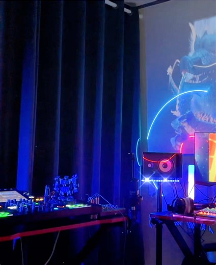 Explore the Vibrancy of Vina House Music