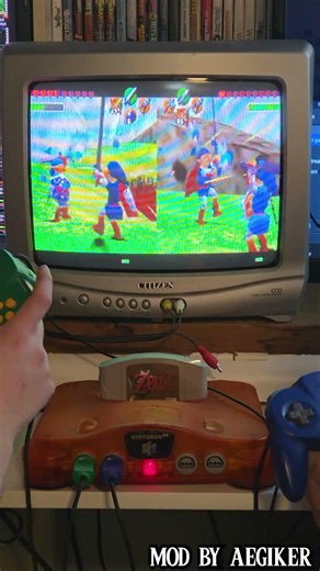 Zelda OOT Splitscreen PvP Crescent