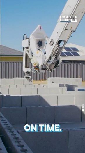 Hadrian X - The Future of Robot House Building?