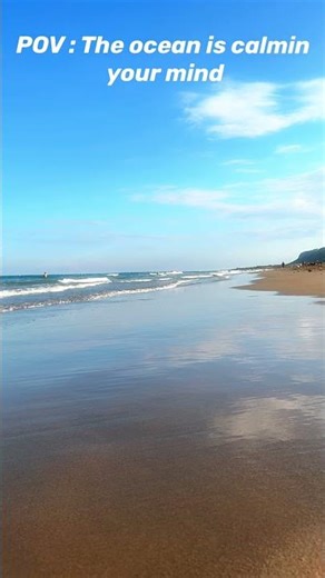 Calming Ocean Waves | A Moment of Peace