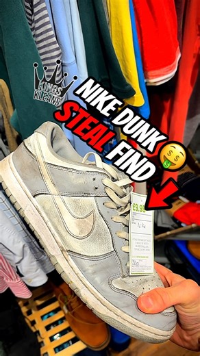 NIKE DUNK £9.99 CHARITY SHOP FIND 🤯😶GLUE REPAIR AT END ✅ From Charity Shop throwaways to HEAT Kicks: Watch the Magic of King’s Kleans 🧼👟✨** Ever wondered what to do with your old beat kicks? At King’s Kleans, we specialize in shoe cleaning and repair, offering deep cleans and expert repairs to bring your favorite shoes and accessories back to life at a fraction of the cost of buying new. 💪 In this video, I found a pair of Nike Dunks retailing for hundreds of pounds for just £9.99 at a local