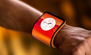 Motorola Wants You To Wear Your Smartphone On Your Wrist; Check Out The New Concept Design