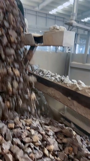 Miningsolution on Instagram: "Crushing It: 3 Key Advantages of Cone Crushers for Your Quarry Looking for the perfect balance of power, precision, and product quality? Meet the Cone Crusher – the backbone of medium-to-hard rock crushing. Here’s why it’s a top choice for professional operators: ✅ Superior Particle Shape Cone crushers are masters at producing well-shaped, cubical end products. The compressive crushing action breaks rock along natural fault lines, minimizing flaky or elongated piece