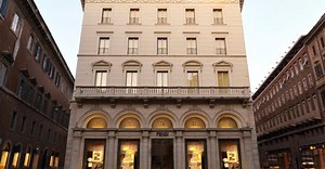 Grife italiana Fendi inaugura hotel em edifício do século 17, em Roma