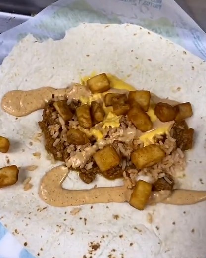 901K views · 3.6K reactions | This guy knows all the combinations and hacks for the best value burrito   | FOODbible | Facebook