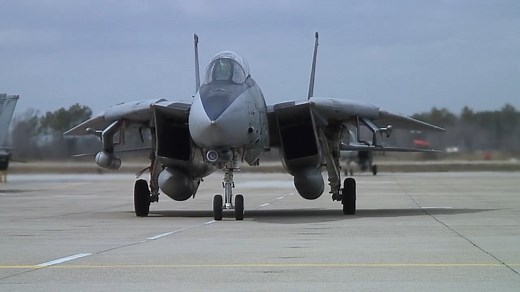 41K views · 4.3K reactions | VF-213 Black Lions and VF-31 Tomcatters Final Fly-in March 10, 2006 Video by: Takashi Takeda Follow us on other platforms: Instagram https://www.instagram.com/grumman.f14.tomcat Patreon https://www.patreon.com/F14Tomcat Twitter https://twitter.com/_F14Tomcat YouTube https://www.youtube.com/c/GrummanF14Tomcat | Grumman F-14 Tomcat | Facebook