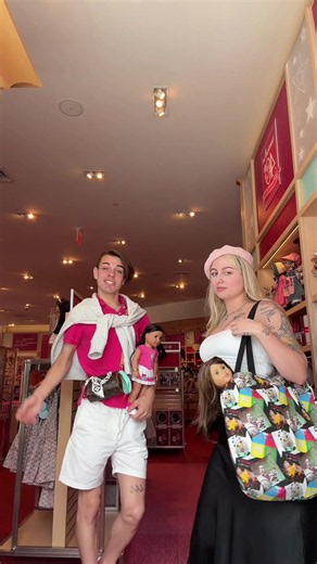 I Met a fellow doll friend today 🩷🫶🏼 all the way from Jacksonville @Hannah | An American Girl I had the most amazing day today hanging out and meeting each other 🫶🏼🩷 ( we bought new dolls together spoiler alert 😅 !! #foryoupage #fyp #americangirl #obsessed #newnew