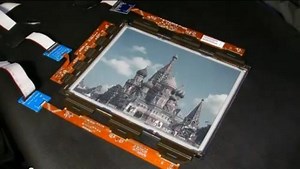 Plastic Logic demoes flexible color display for e-readers (video)