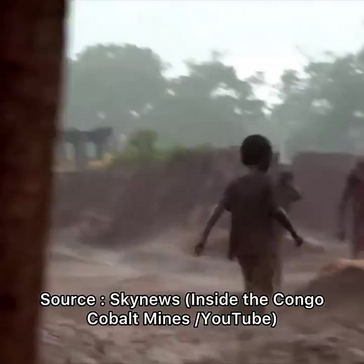 ‼️L’utilisation du cobalt, à quel prix ? ❇️ Il est crucial de sensibiliser sur la réalité alarmante du minage et de l'extraction du minerai de cobalt en République démocratique du Congo, souvent réalisés par des enfants, dont les plus jeunes n’ont que 6 ans. Cette pratique soulève des questions éthiques majeures et exige une réponse collective face à ce problème humanitaire de grande ampleur. ❇️La RDC détient 70% des réserves mondiales de ce minerais rare et nécessaire aux nos industries. ❇️Le #