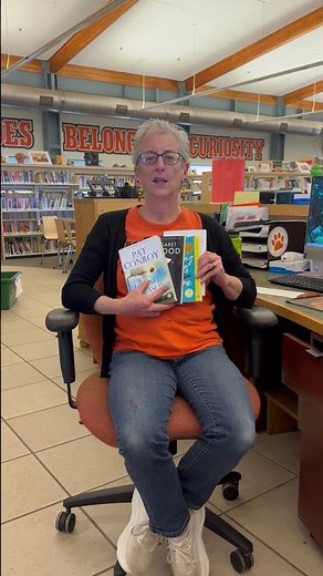 Woodside High School Librarian Recommends Bulk Bookstore