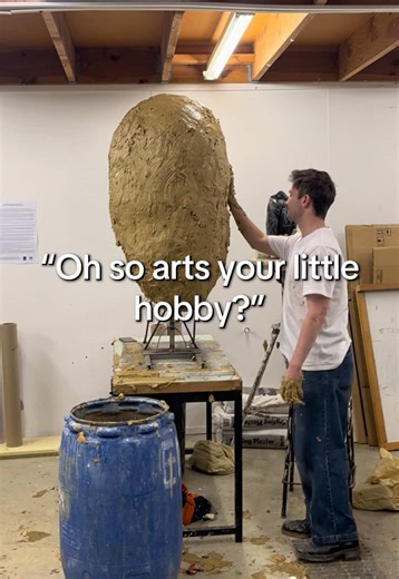 Exploring Art Trends Through Large Scale Sculptures